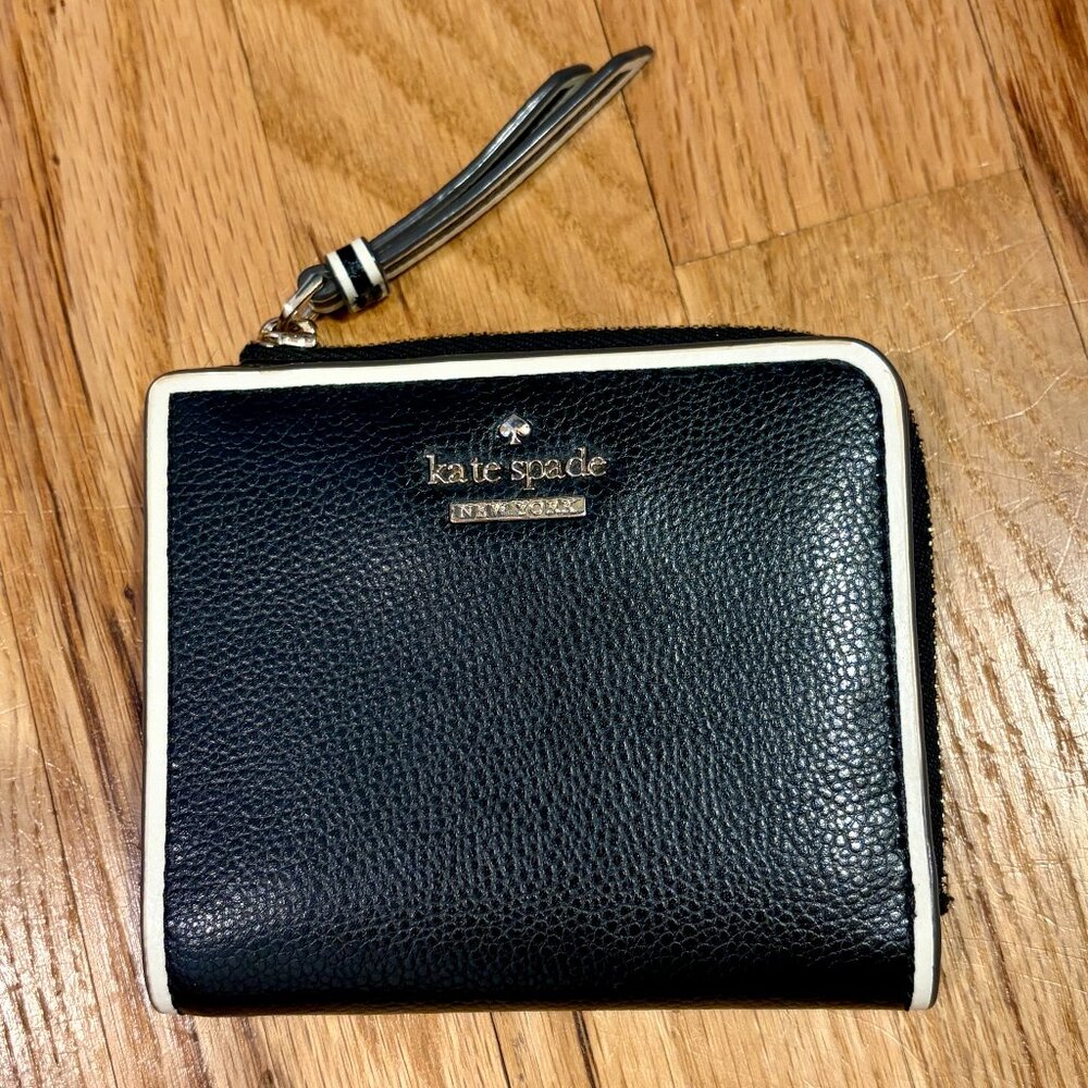 kate spade Black and White Bifold Small Wallet Coated Leather